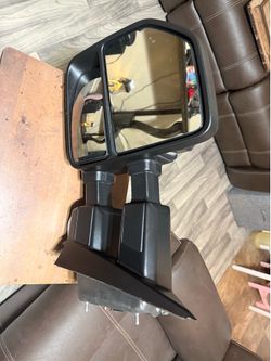 20-26 Ford F-250-350 Left SideMirrorAssembly. Power Fold, Blind Spot, Turn Signal, Camera