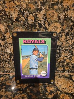 Topps 1975 George Brett RC #228 Kansas City Royals Baseball Card