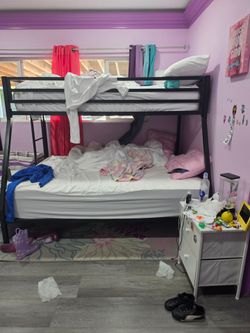 Black Metal Twin over Full Bunk Bed