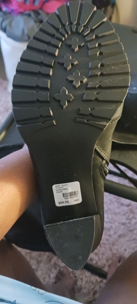 Boots Size 10