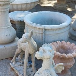 Fountains Pottery Staues 