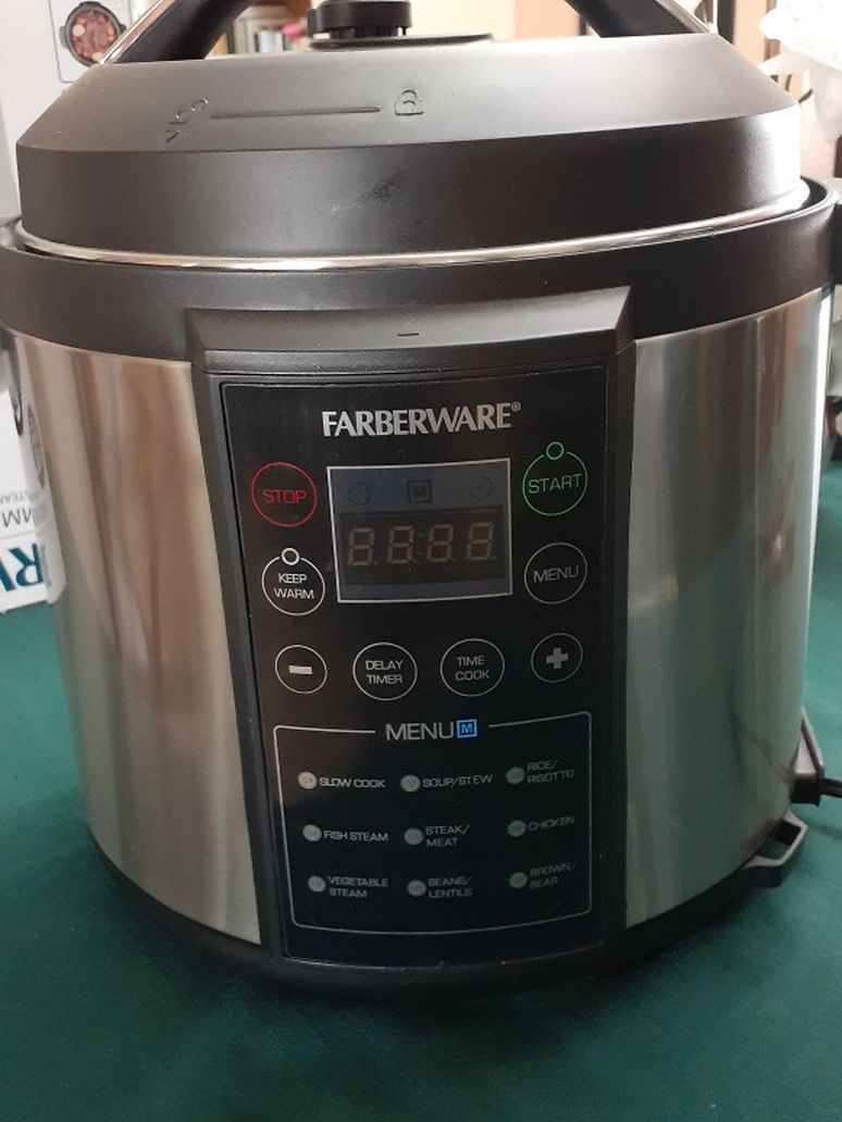 FARBERWARE 7- IN-1PROGRAMMABLE PRESSURE COOKER, Olla de presión multifuncional Never Used, Nueva sin usar 6QT.