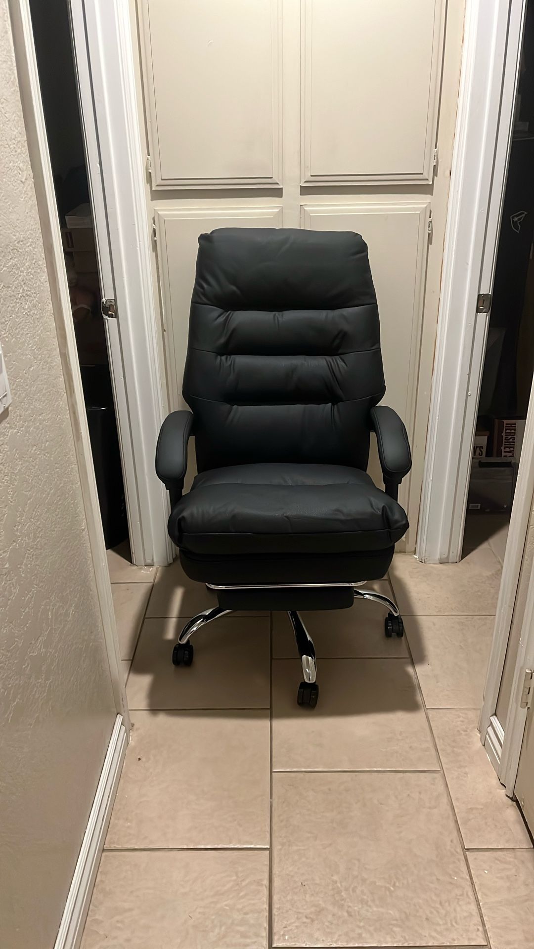 Office / Gaming Chair 