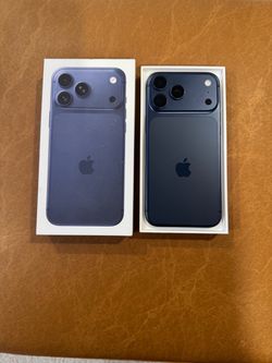 Brand New Sealed iPhone 17 Pro Max 256GB Deep Blue Factory Unlocked