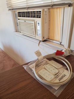 haier air conditioner with Cover