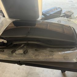 Harley-Davidson Touring saddlebag lid in Vivid Black 