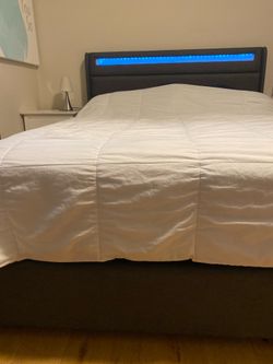 Queen bed