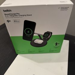 Belkin PowerCharge Pro Qi2 Dock