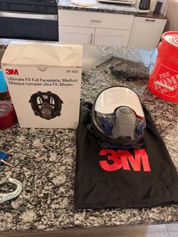 3M full face respirator + Fall protection Harness & safety Gear