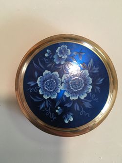 Vintage Compact and Mirror