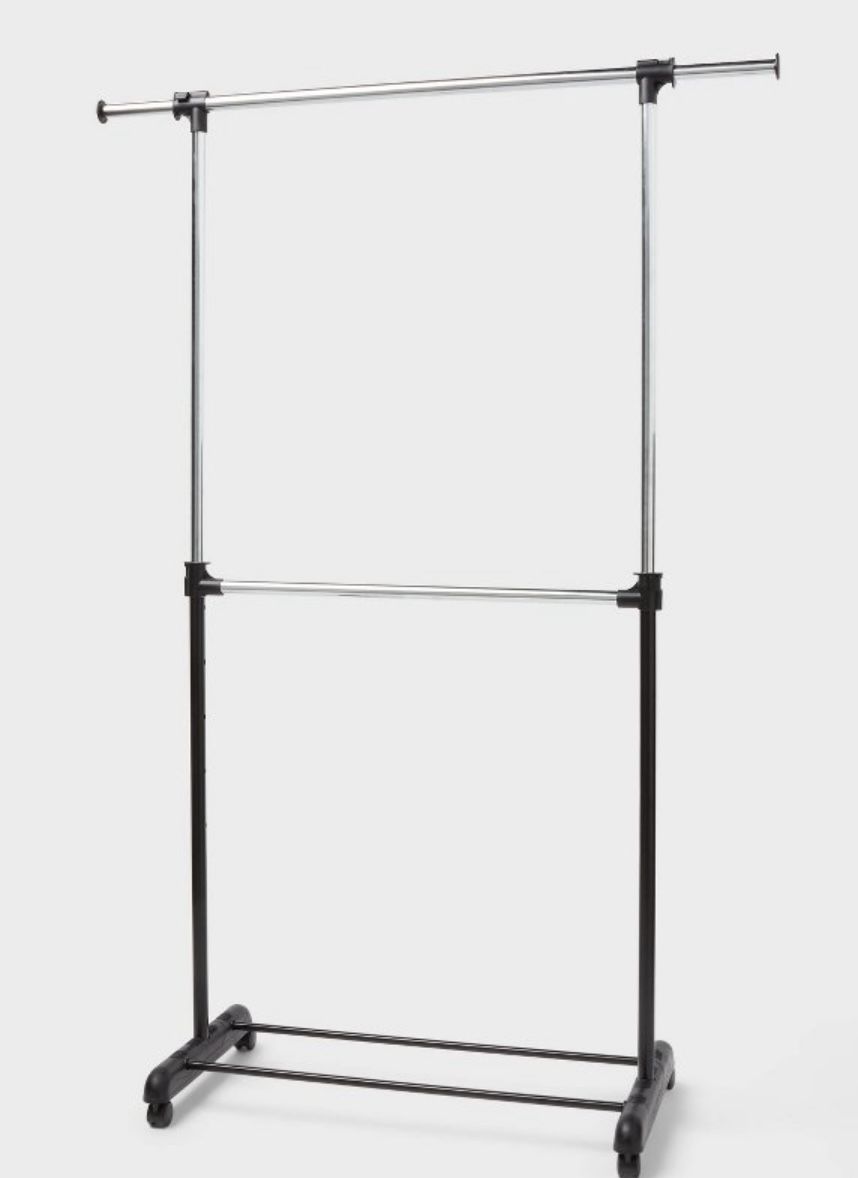 Style Selections Garment rack Chrome,Black Steel Rolling Clothing rack