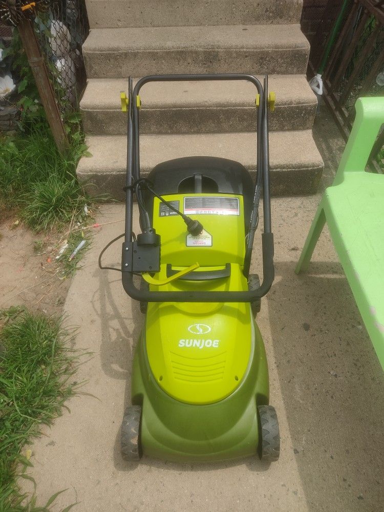 Electric Lawn Mower