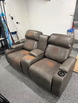 Love seat recliner couch
