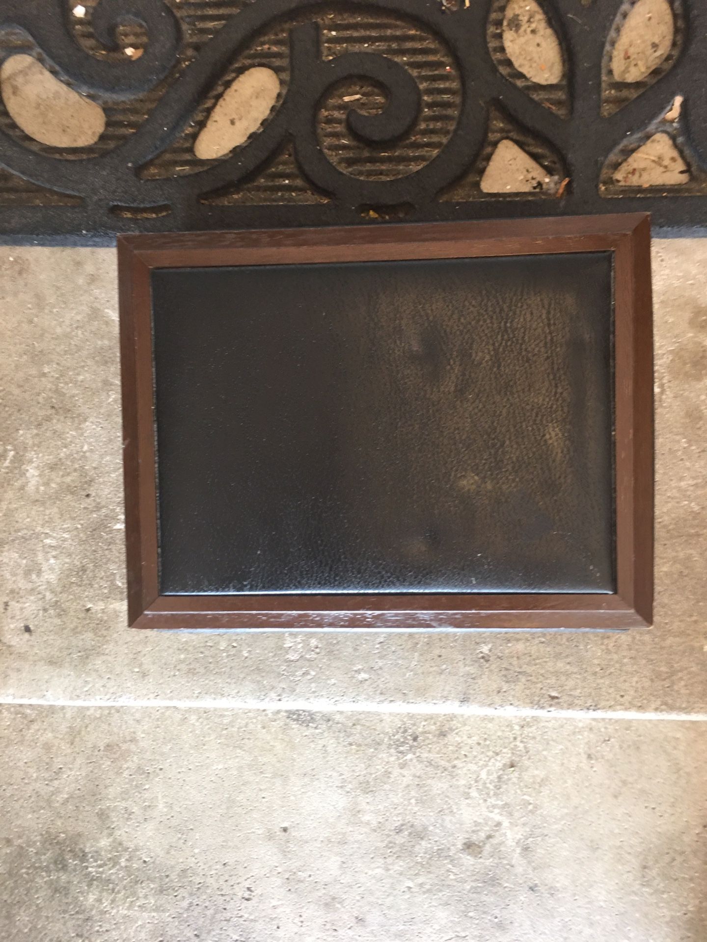 Vintage in home telephone works great a very old telephone