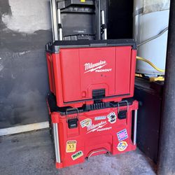 Milwuakee Packout Rolling Tool Box