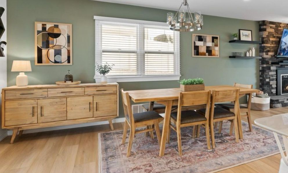 Dinning Room table + sideboard