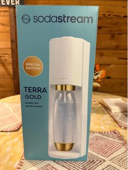 Brand new Sodastream Terra gold