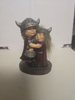 Viking couple