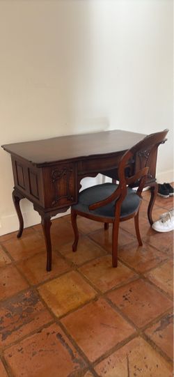 Antique French Style Writing Desk and Chair Set