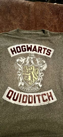 Hogwarts youth size L shirt