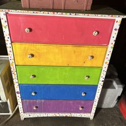 Girls Dresser 