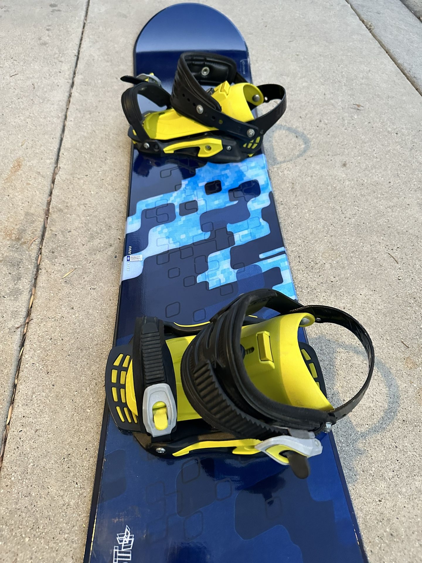 Salomon Forecast 159CM Snowboard for Sale in Irvine, CA - OfferUp