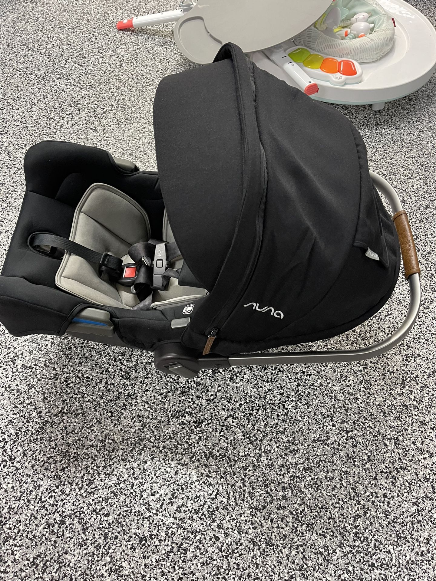 Nuna Car Seat & Base