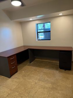 Large desk