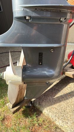 Yamaha 8hp long shaft boat motor