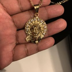 Gold Necklaces 