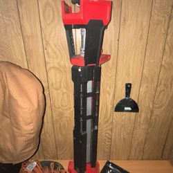 Milwaukee light tower m18 18-volt