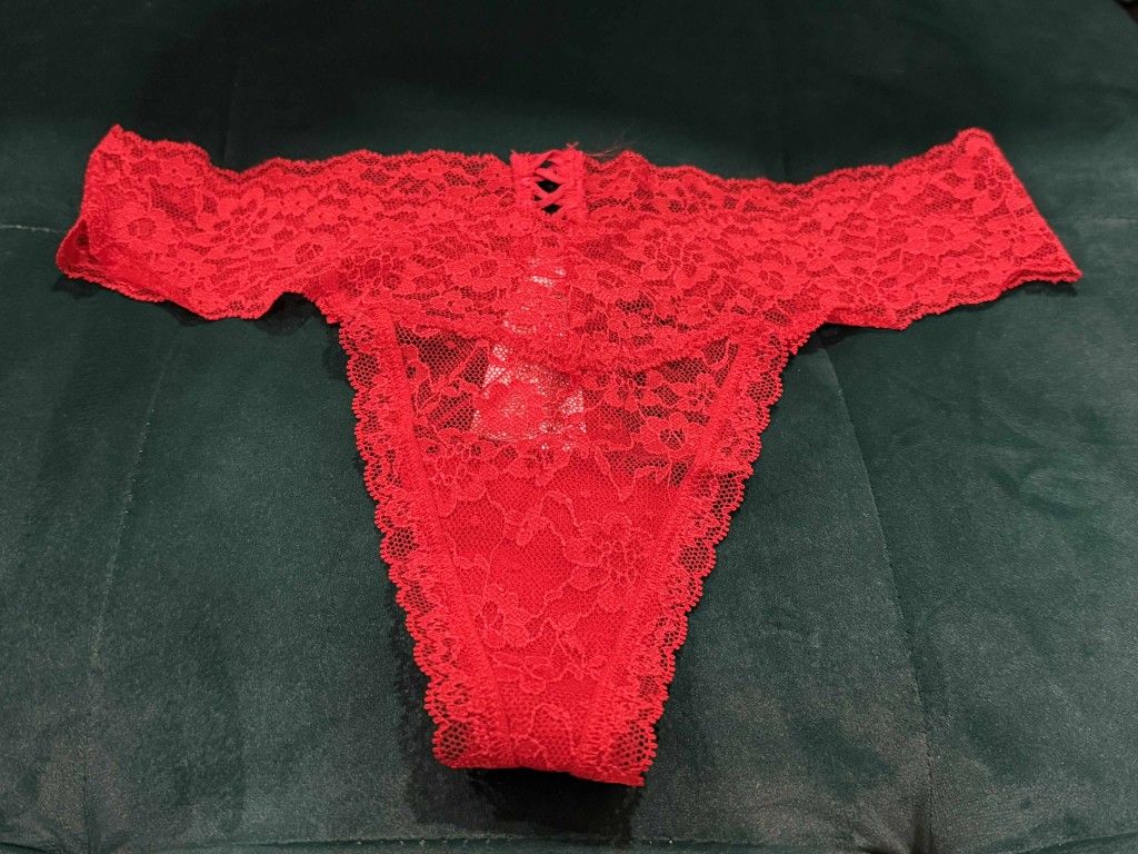 Brand New Victoria's Secret Thong Panty Size M