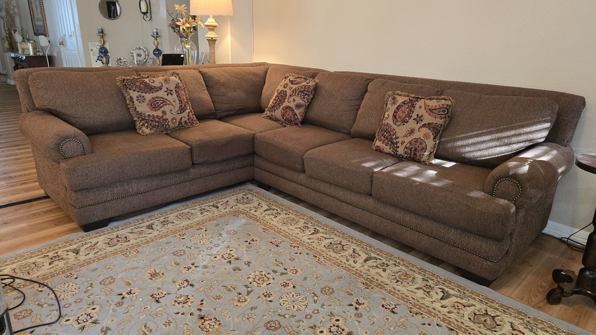 Sectional Couch 