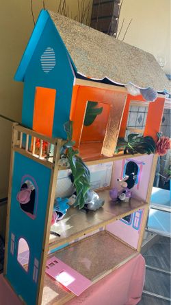 Doll house
