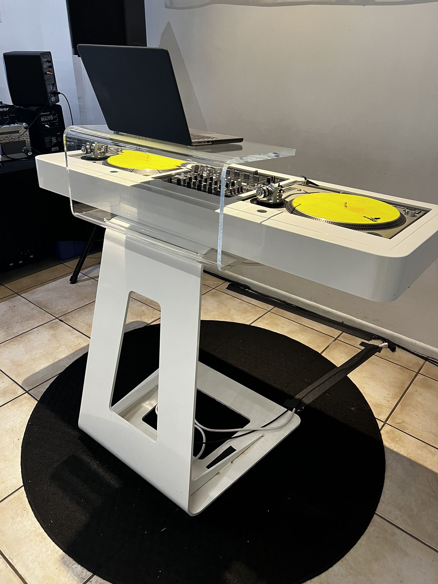 Hoerboard Professional DJ Booth