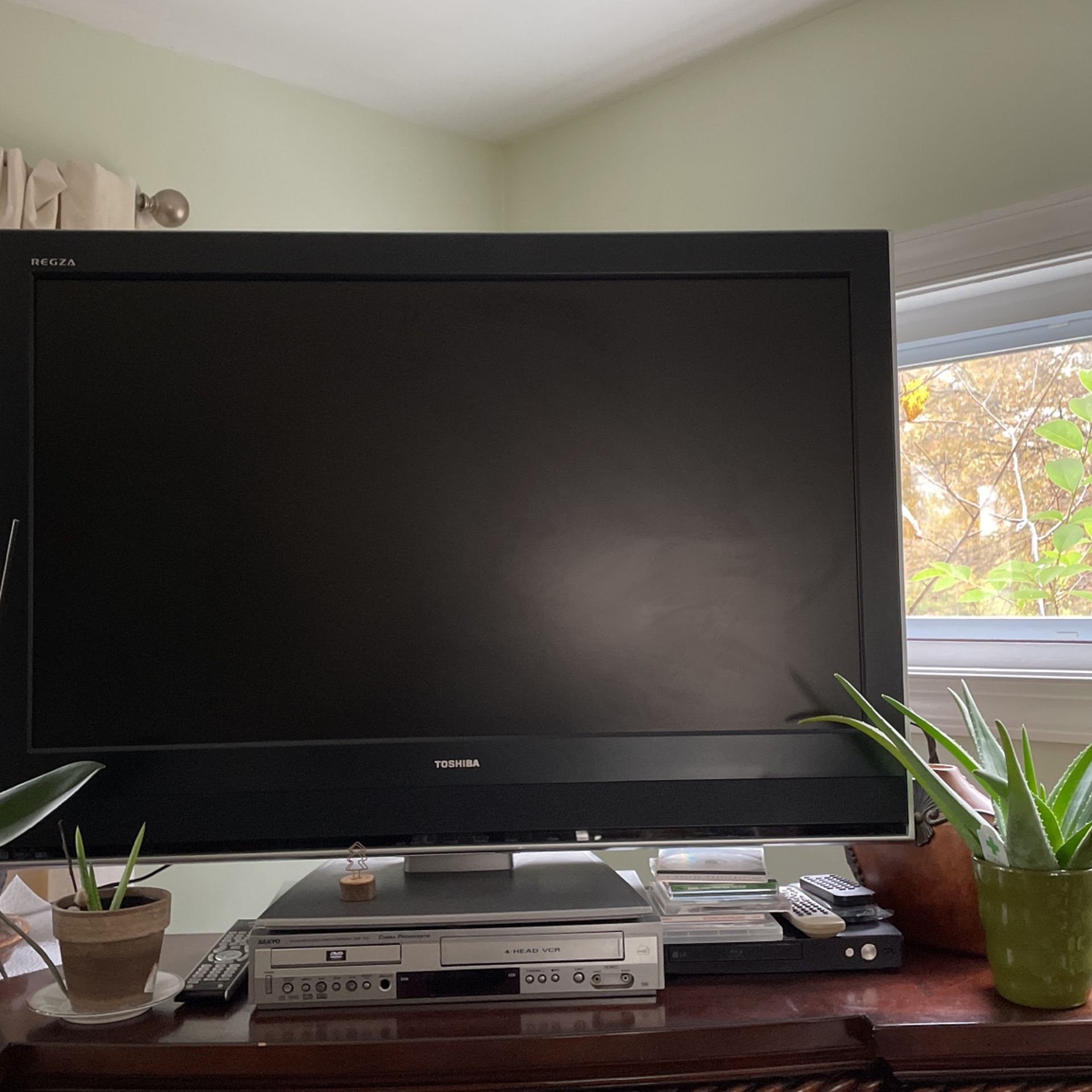 Toshiba TV For Sale