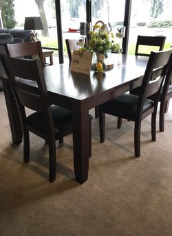 Dining set