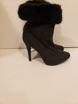 Kardashian Kollection Ankle boot high heel black microfiber 6.5