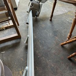 Electric Stair Lift (DELIVERY OFFERED)
