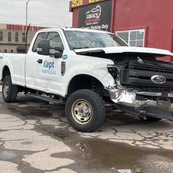 2018 Ford F-350 6.2 4x4 Parting Out!!!! No Shipping !!!