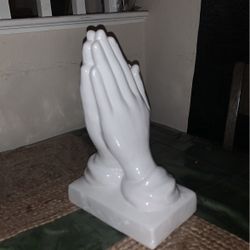 Praying Hands Centerpiece