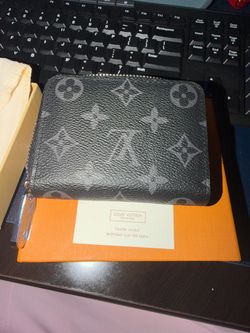 LV Wallet