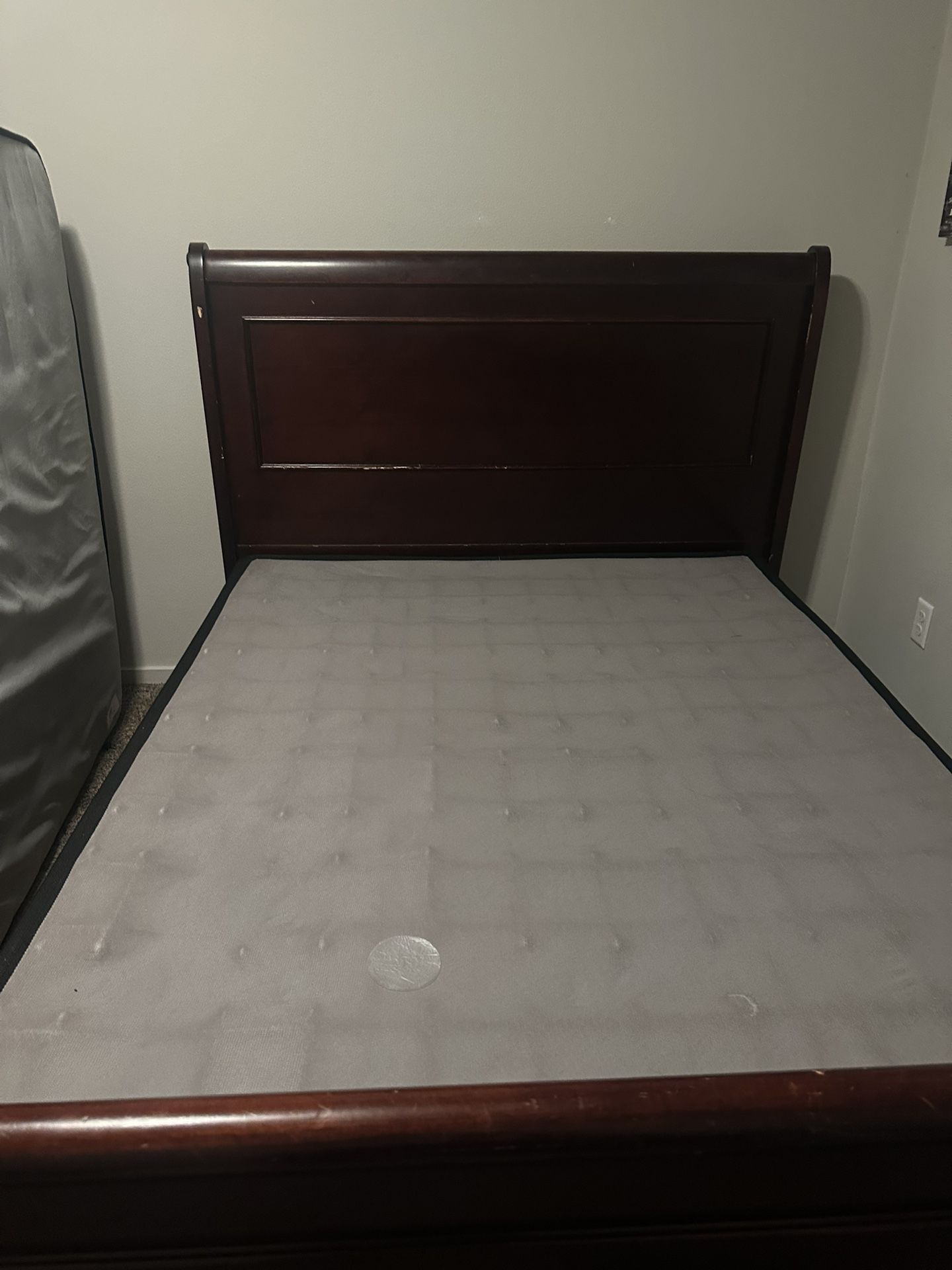 QUEEN BOX SPRING