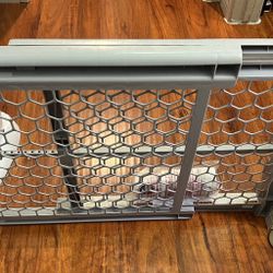 Adjustable Extra Wide Baby Gate