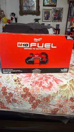 Milwaukee fuel m18 deep cut band saw
