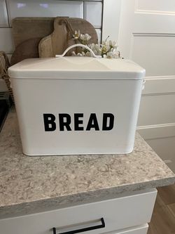 White metal bread box with lid $20