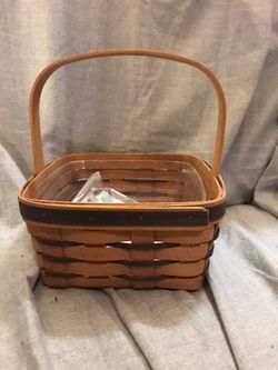 Small 1995 Longaberger Basket