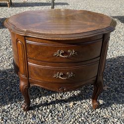 Round End Side Table 