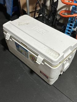 Like New Igloo 94qt Cooler