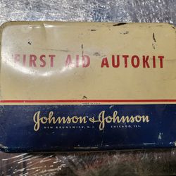 Vintage Johnson and johnson first aid auto kit